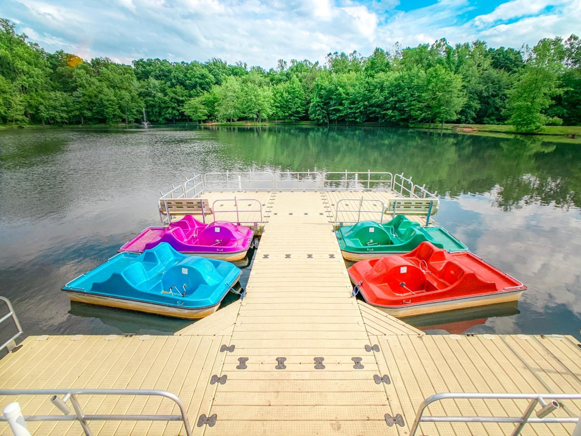 Отель Sun Retreats Lancaster County Narvon Экстерьер фото